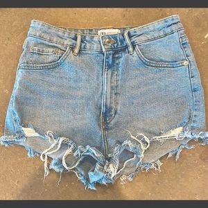 Zara frayed Jean shorts